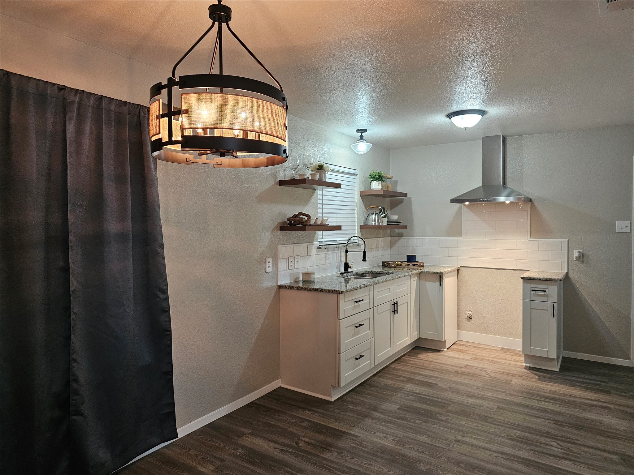 200 E Charles Street Riesel TX 76682