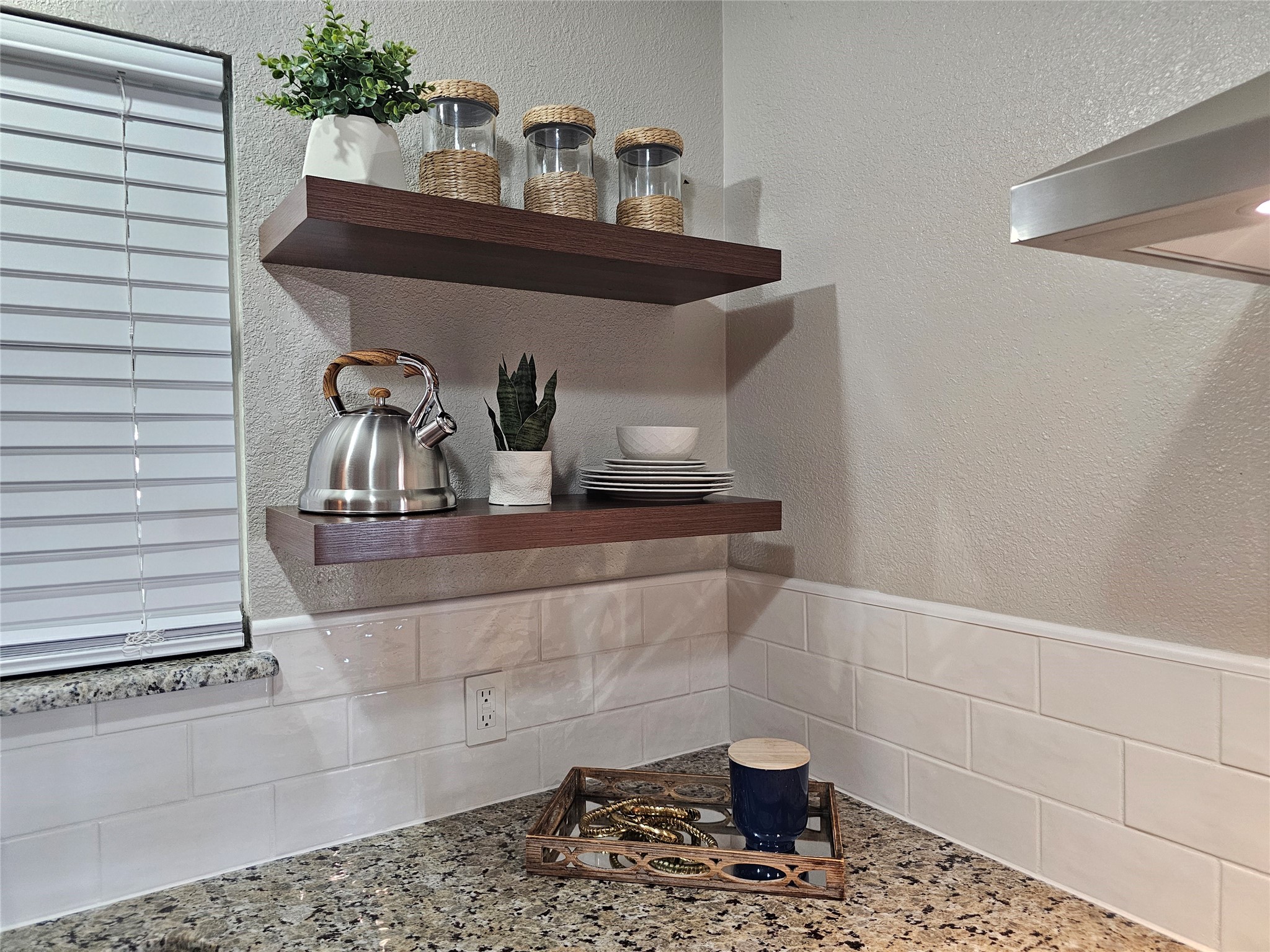 200 E Charles Street Riesel TX 76682