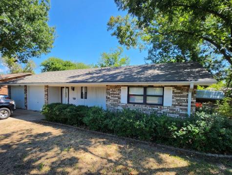 2490 Holly Street Stephenville TX 76401