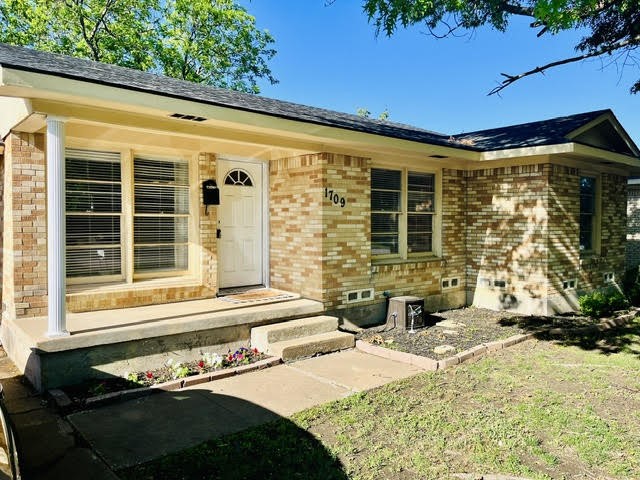 1709 W Birge Street Sherman TX 75092
