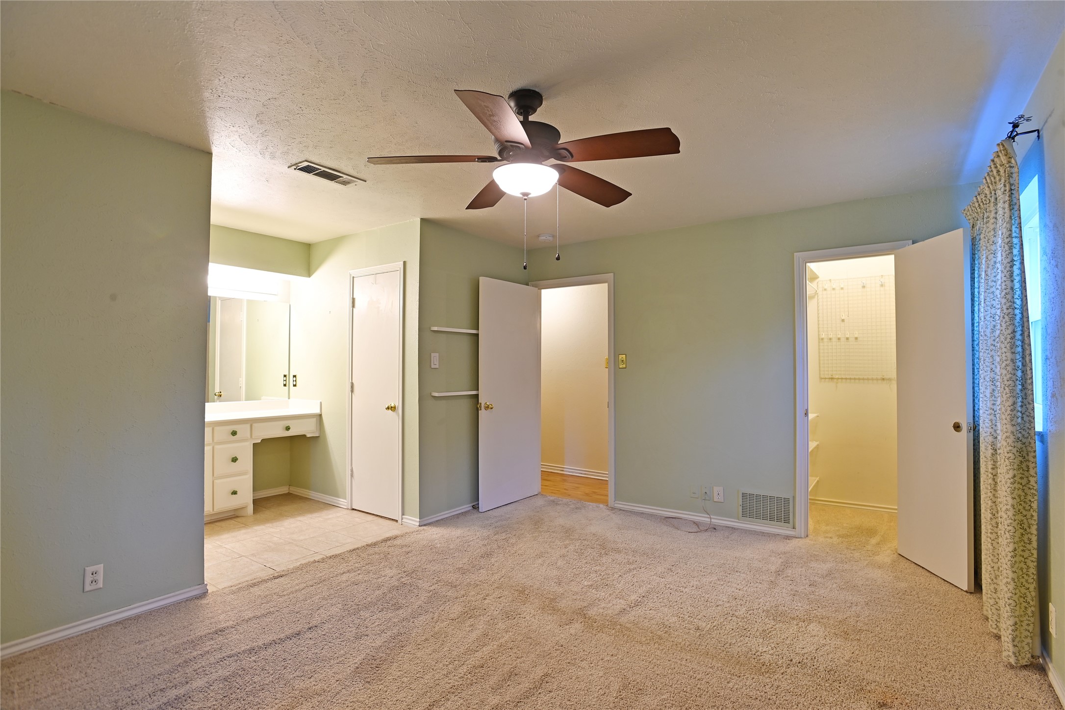 1416 E Windsor Drive Denton TX 76209