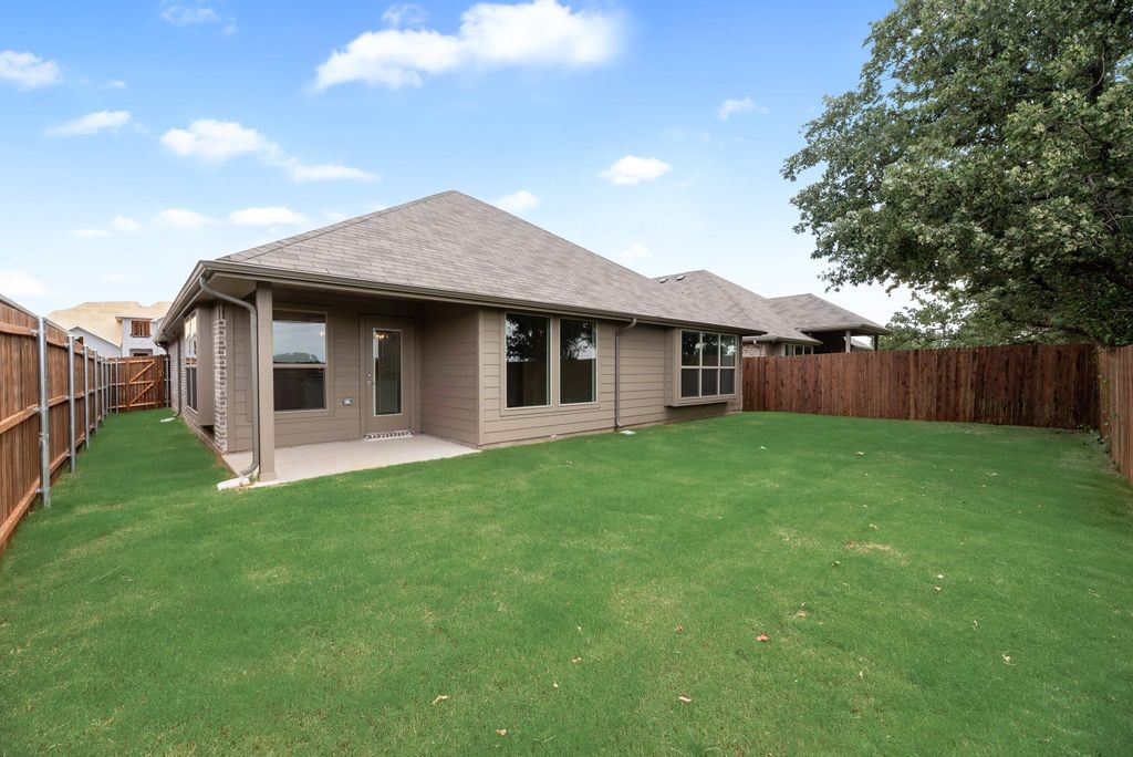 2028 Caicos Road Granbury TX 76049