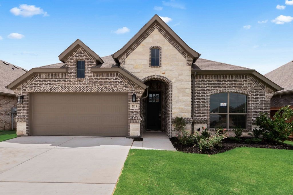 2028 Caicos Road Granbury TX 76049