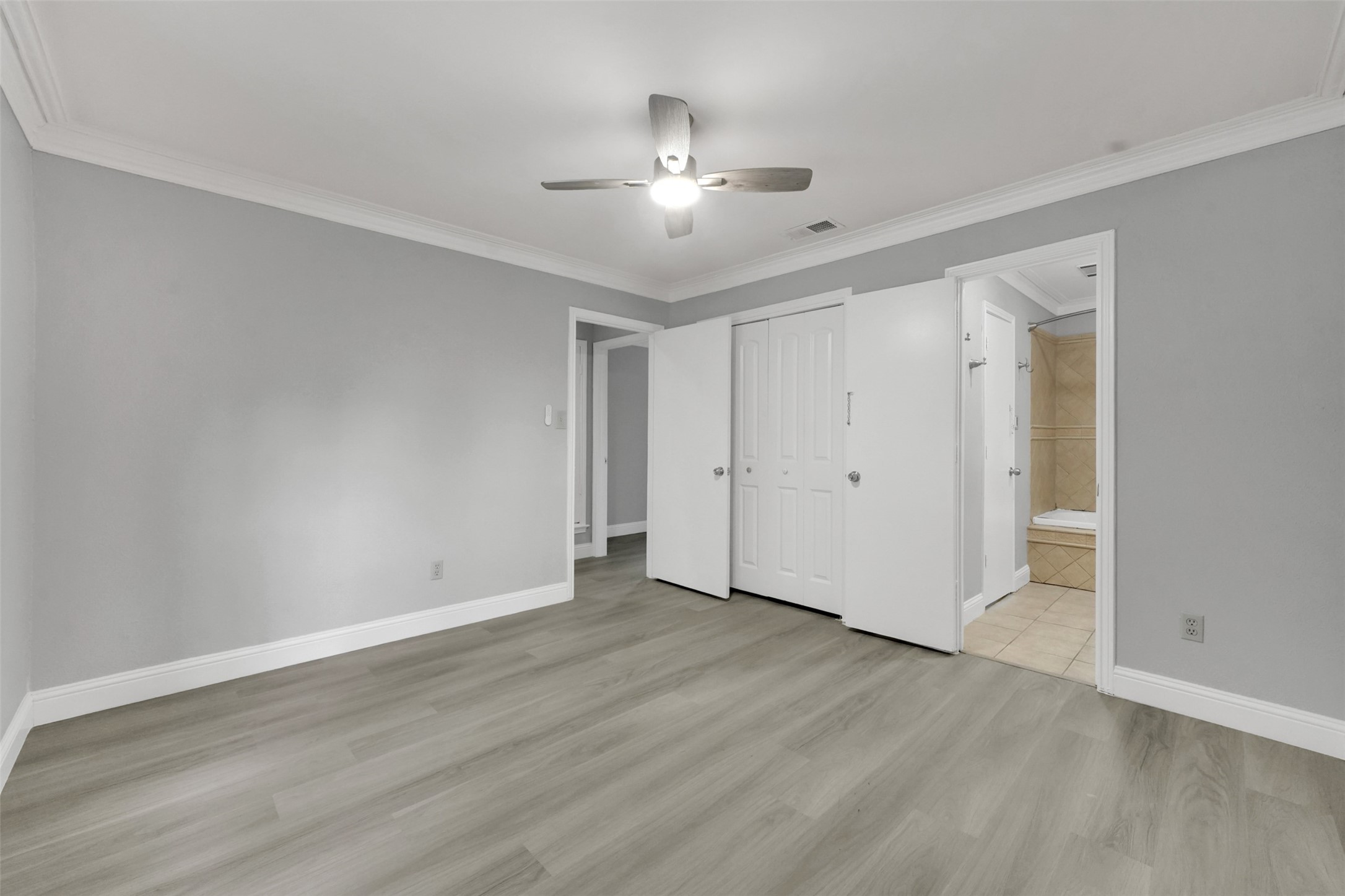 12401 Pleasant Valley Drive Dallas TX 75243
