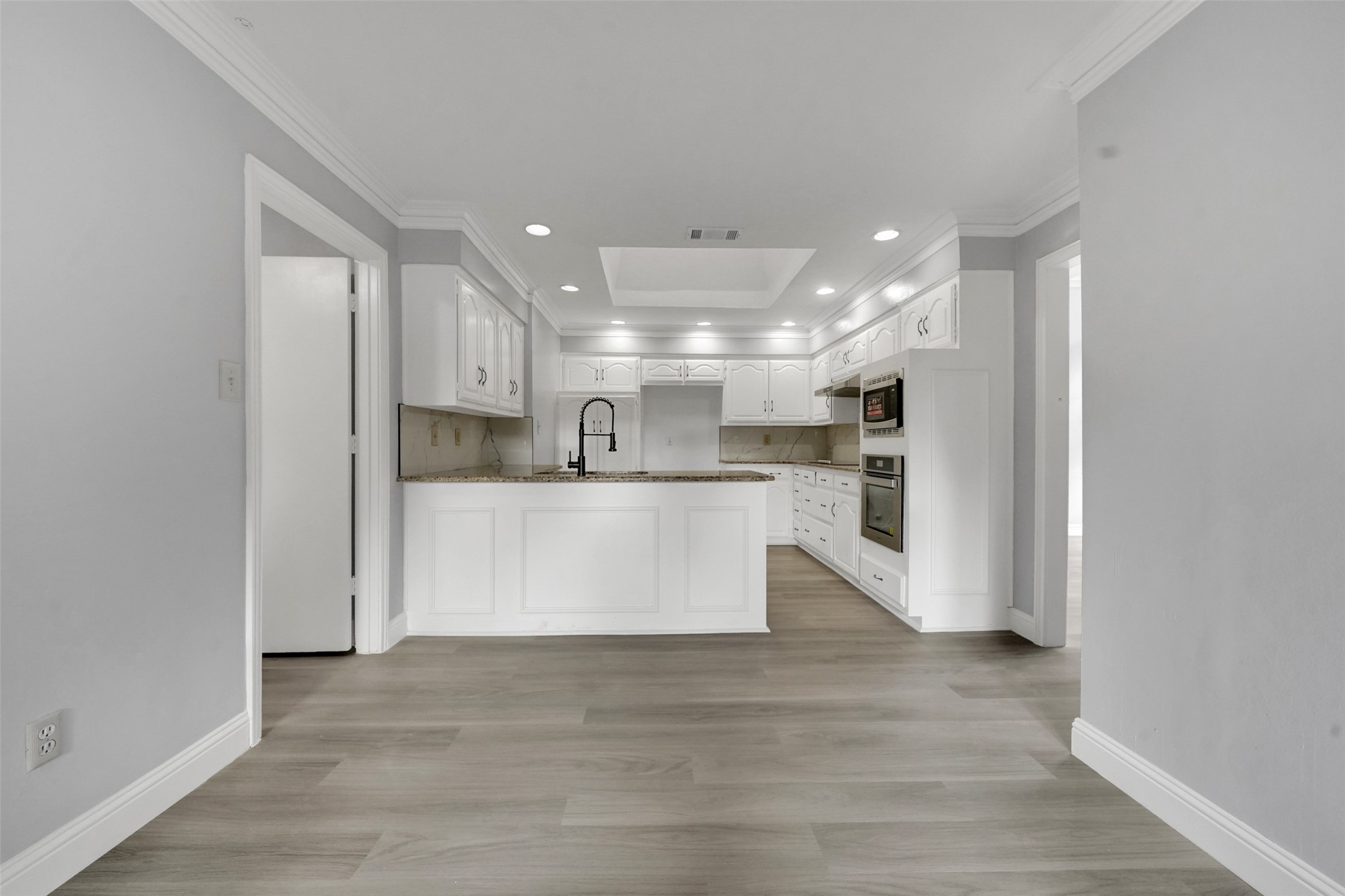12401 Pleasant Valley Drive Dallas TX 75243