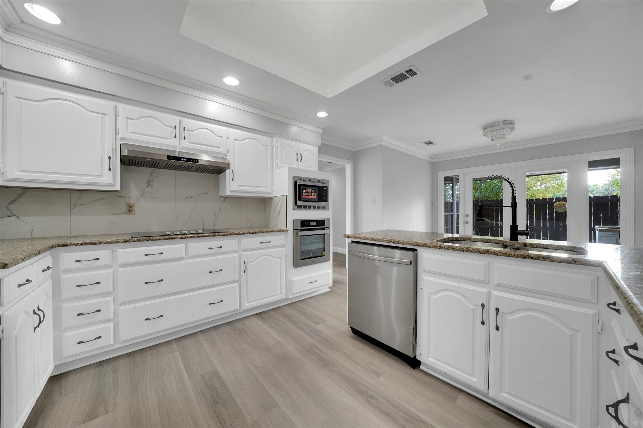 12401 Pleasant Valley Drive Dallas TX 75243
