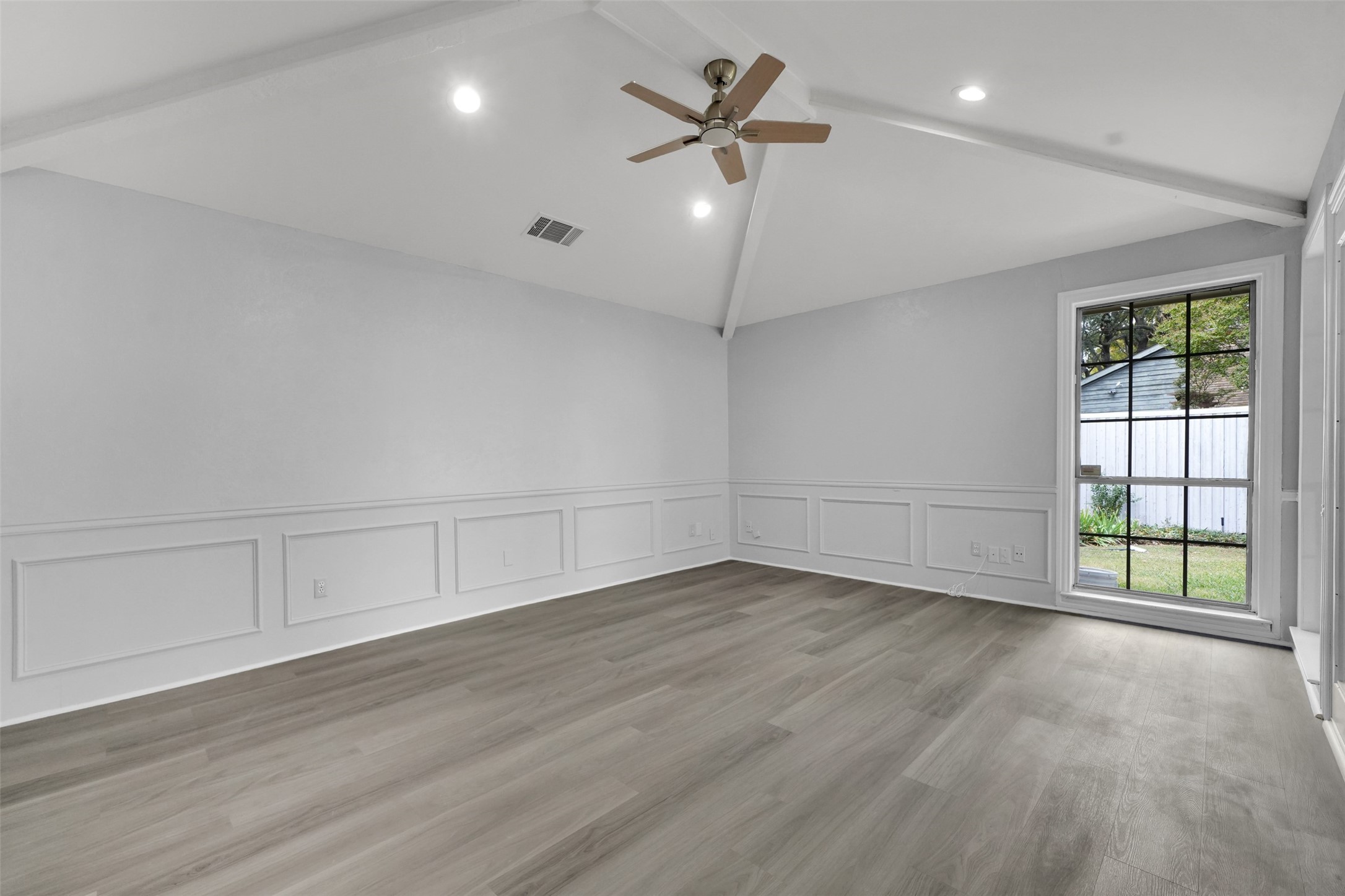 12401 Pleasant Valley Drive Dallas TX 75243