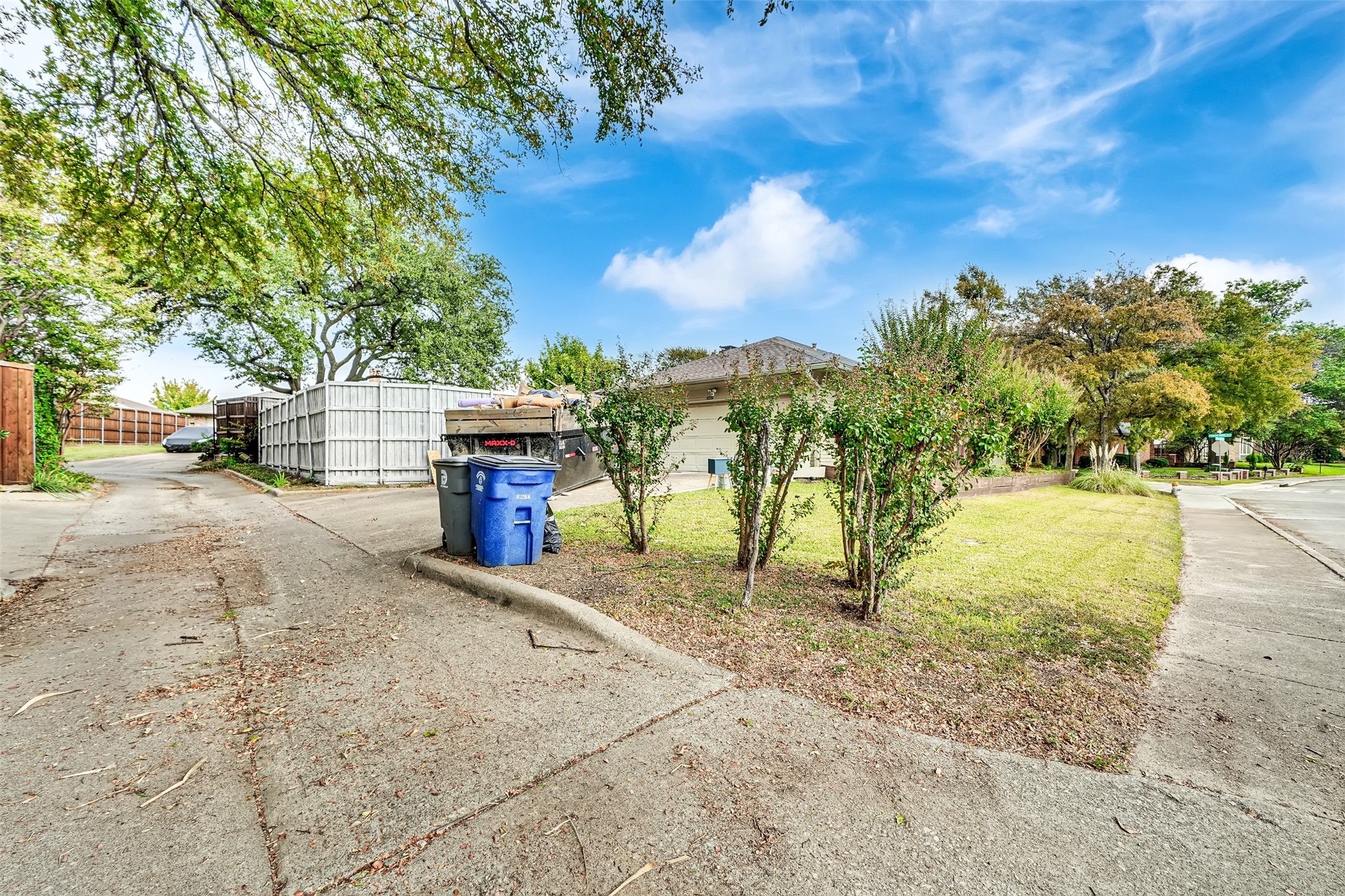 12401 Pleasant Valley Drive Dallas TX 75243