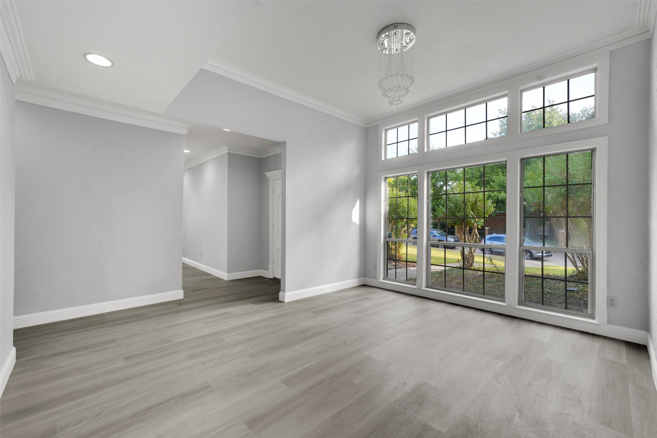 12401 Pleasant Valley Drive Dallas TX 75243