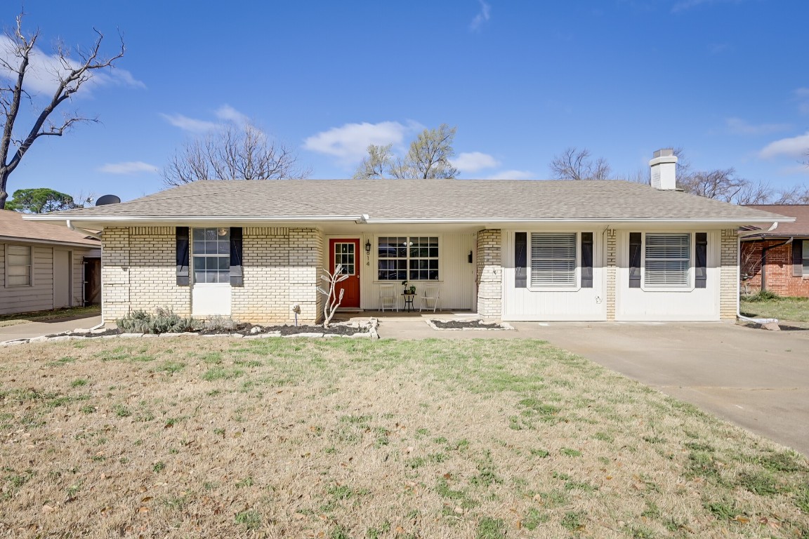 814 Ravenwood Drive Arlington TX 76013