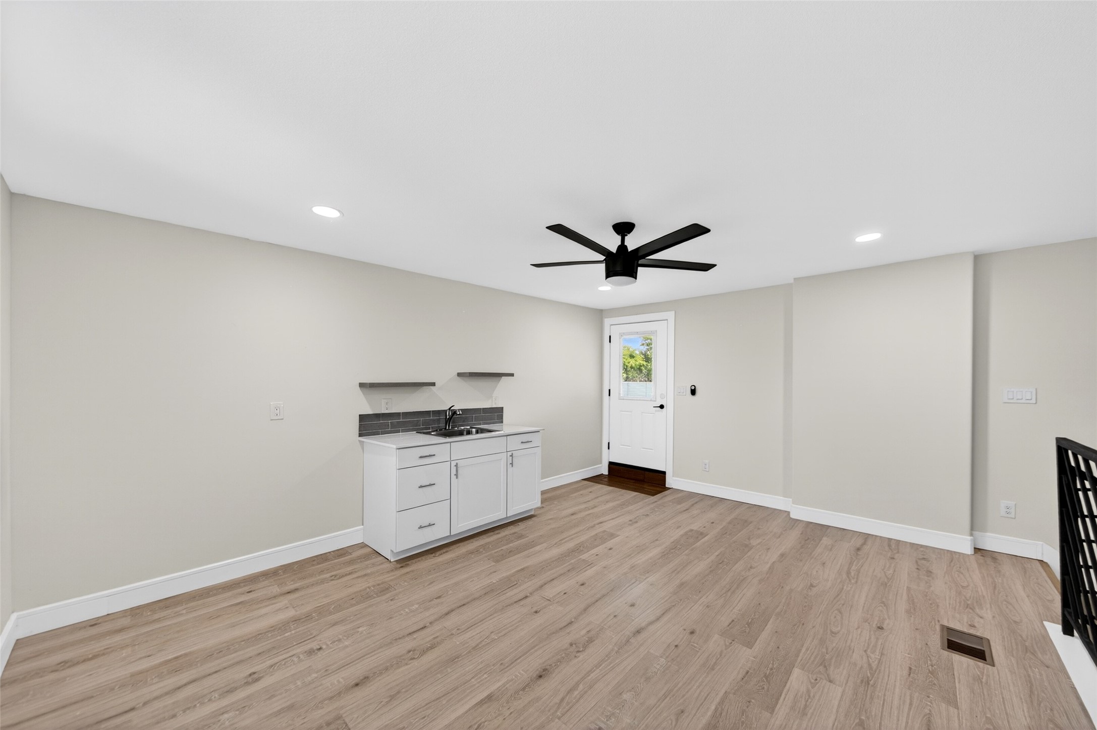 4128 Pluto Street Dallas TX 75212