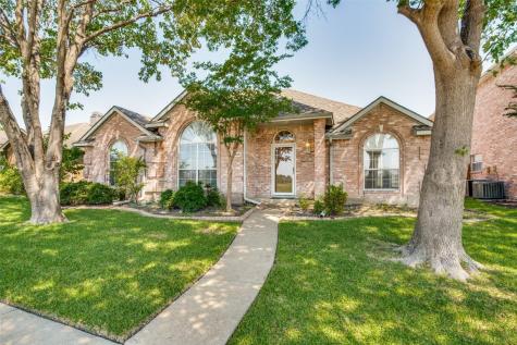 2606 Crosslands Drive Garland TX 75040