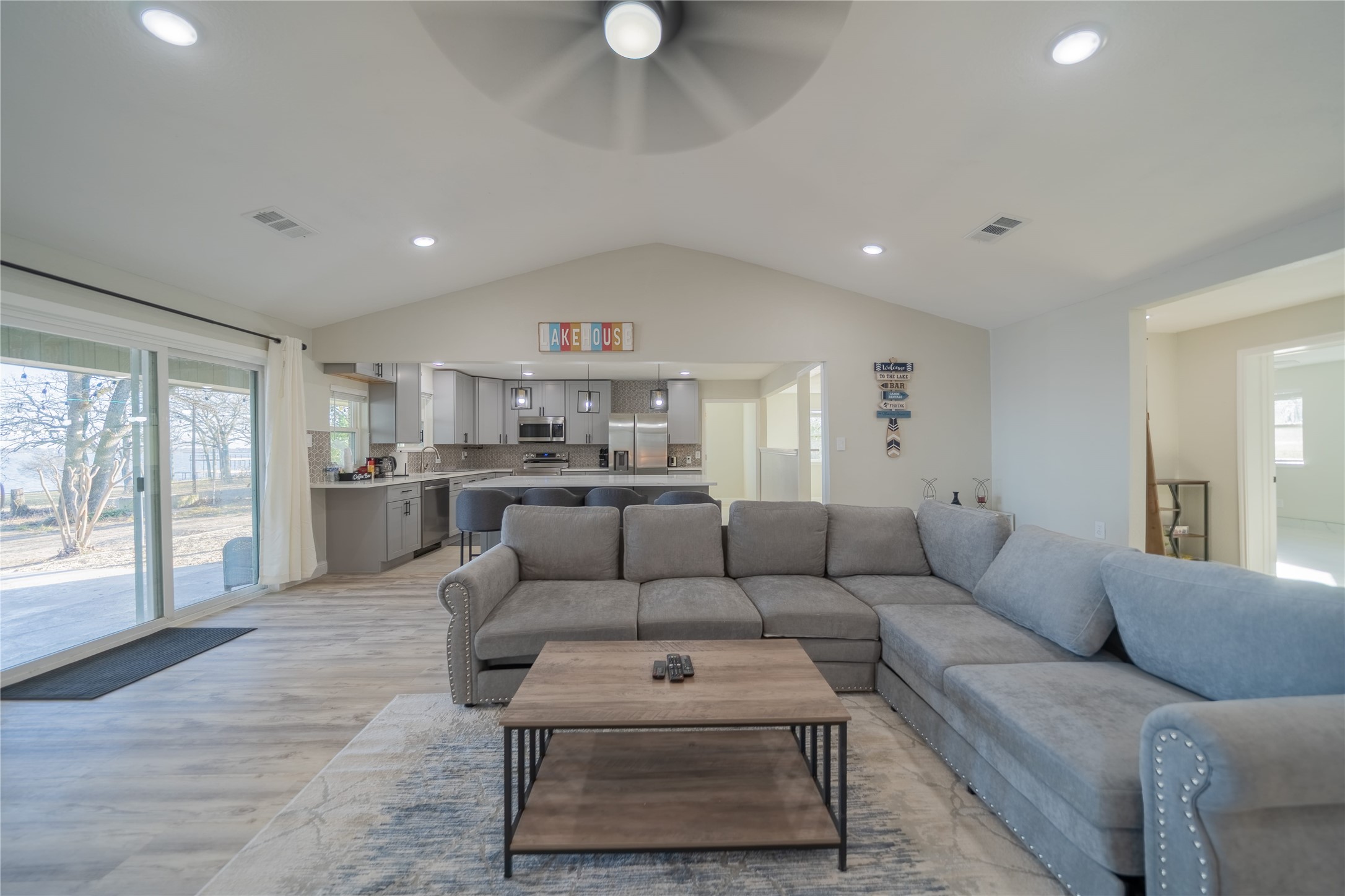 1425 Oak Hill Drive Kemp TX 75143