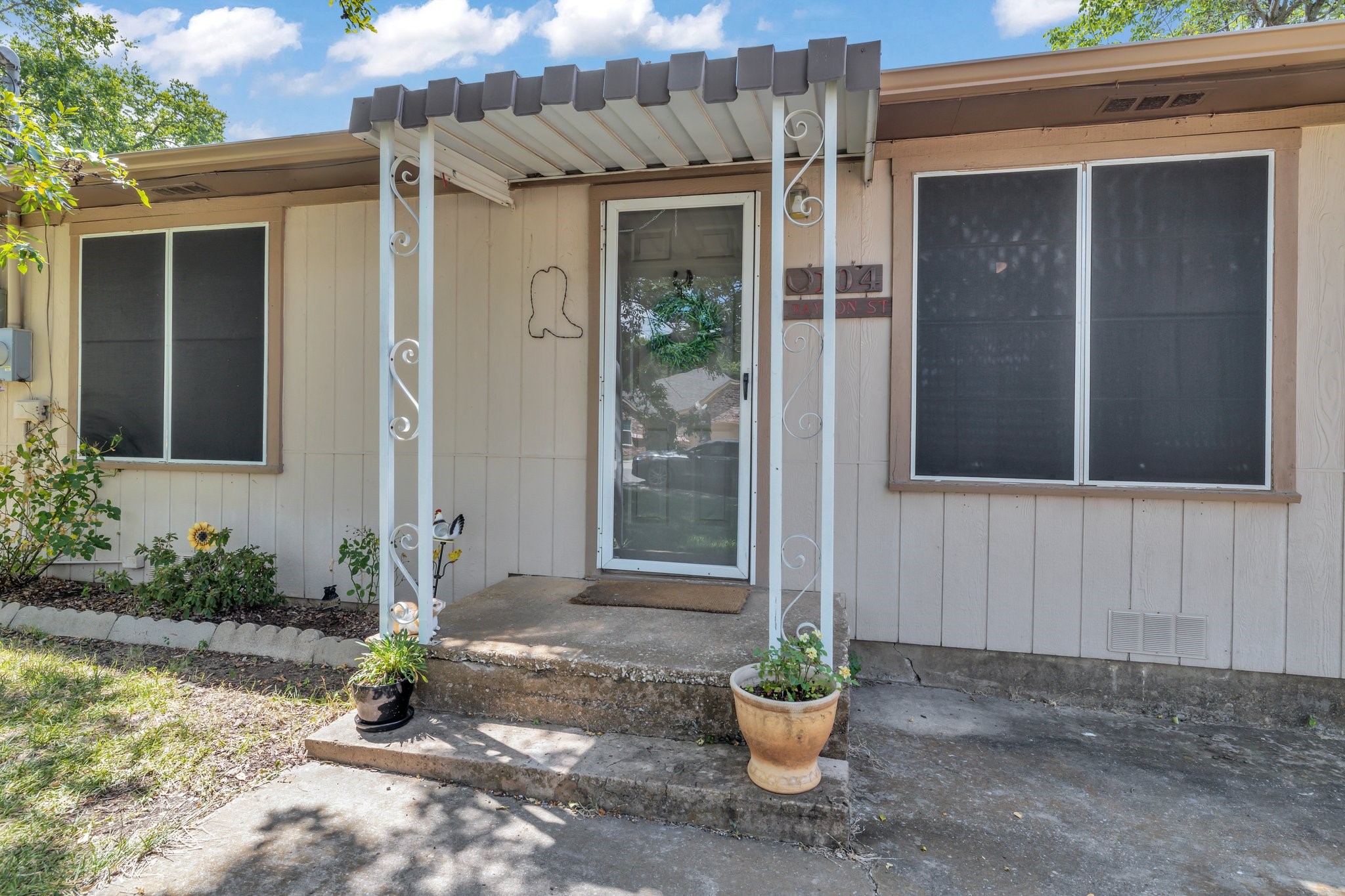 104 Grayson Street Pottsboro TX 75076
