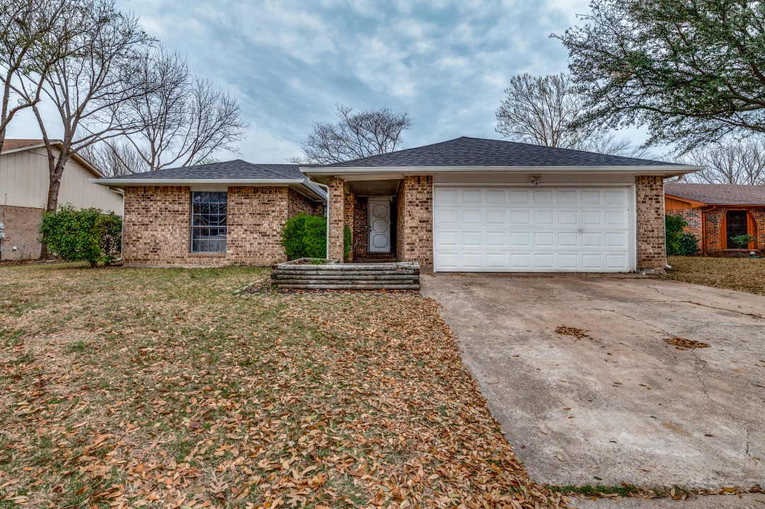 421 Goldfinch Drive Fort Worth TX 76108