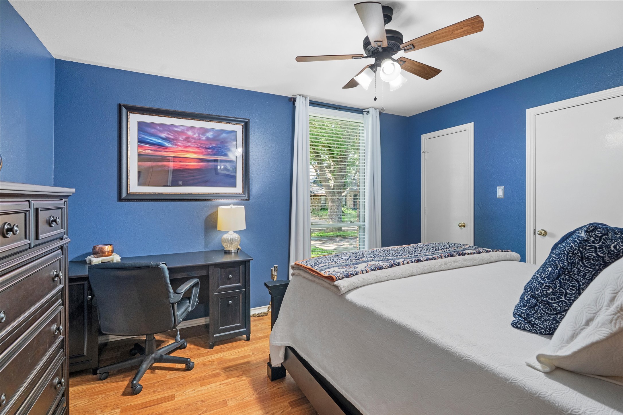 605 Hinsdale Drive Arlington TX 76006