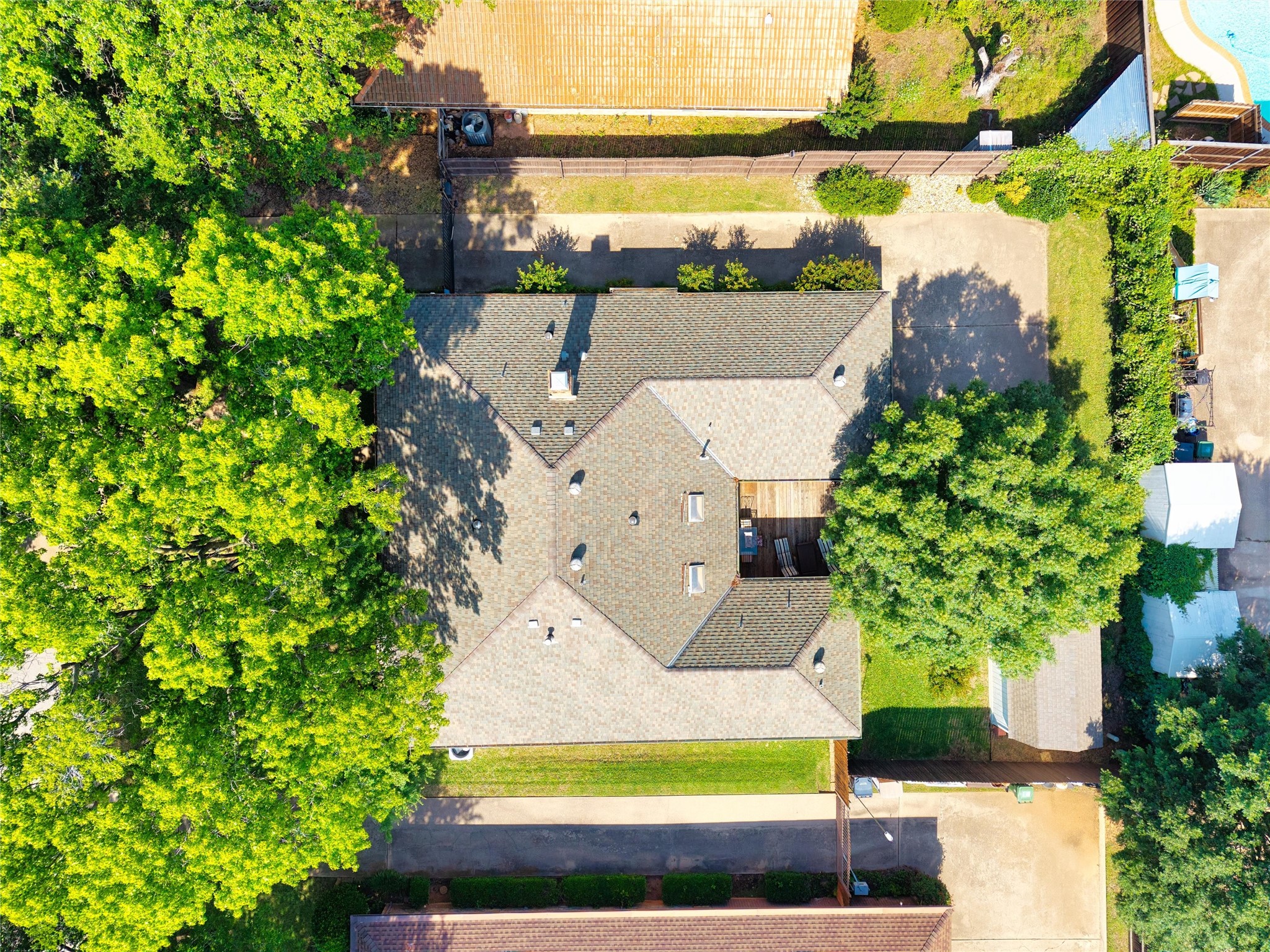 605 Hinsdale Drive Arlington TX 76006