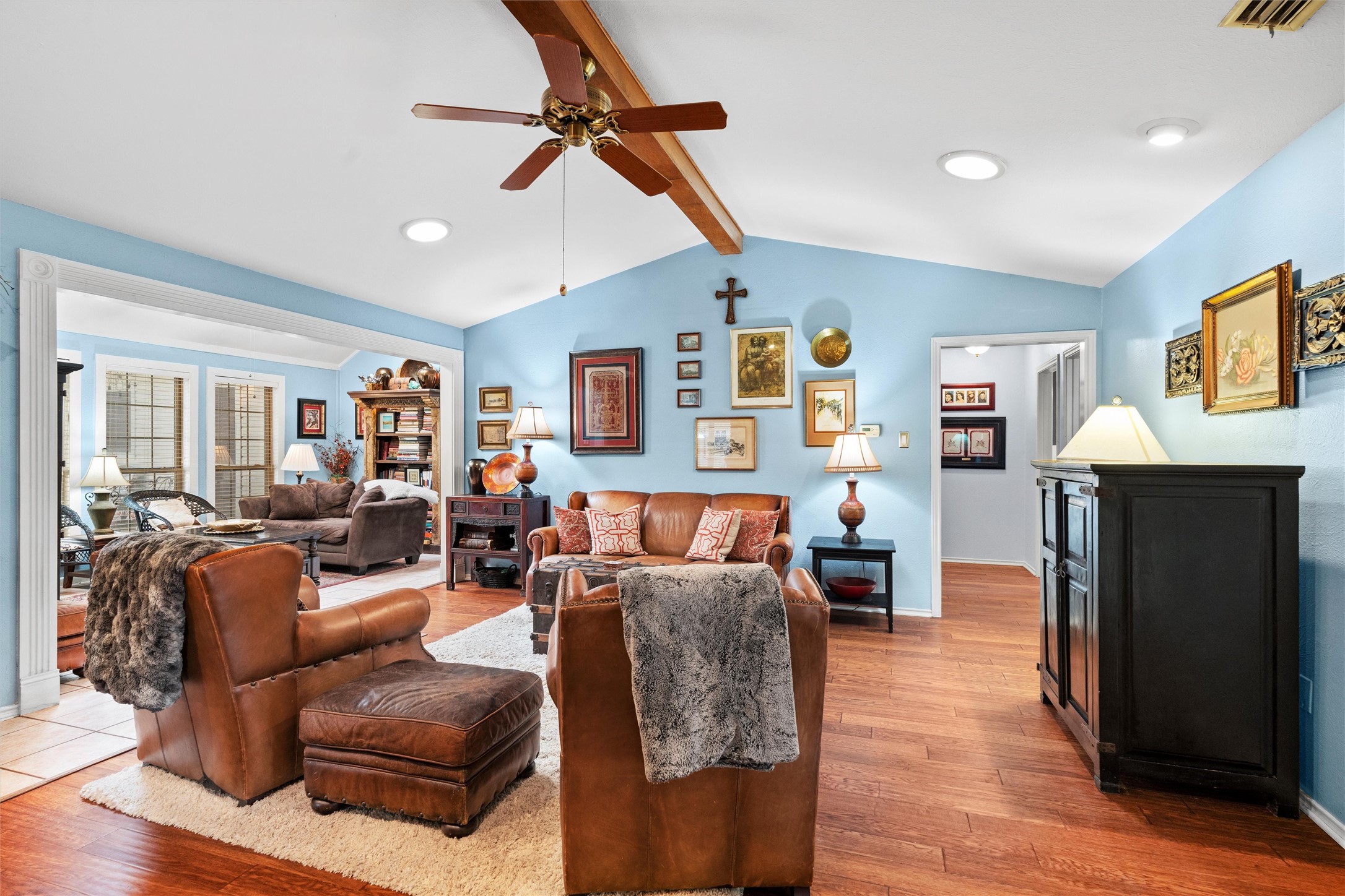 605 Hinsdale Drive Arlington TX 76006