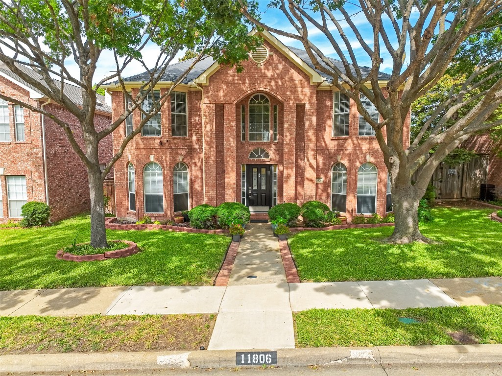 11806 Oak Highlandrive Dallas TX 75243