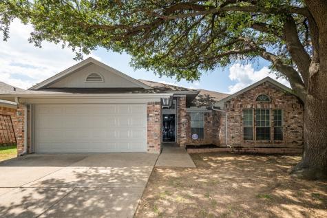 2506 Harmony Court Arlington TX 76015