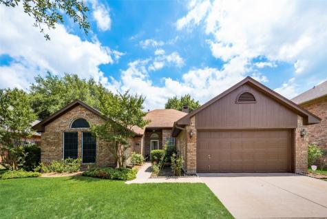 133 Crane Drive Grand Prairie TX 75052