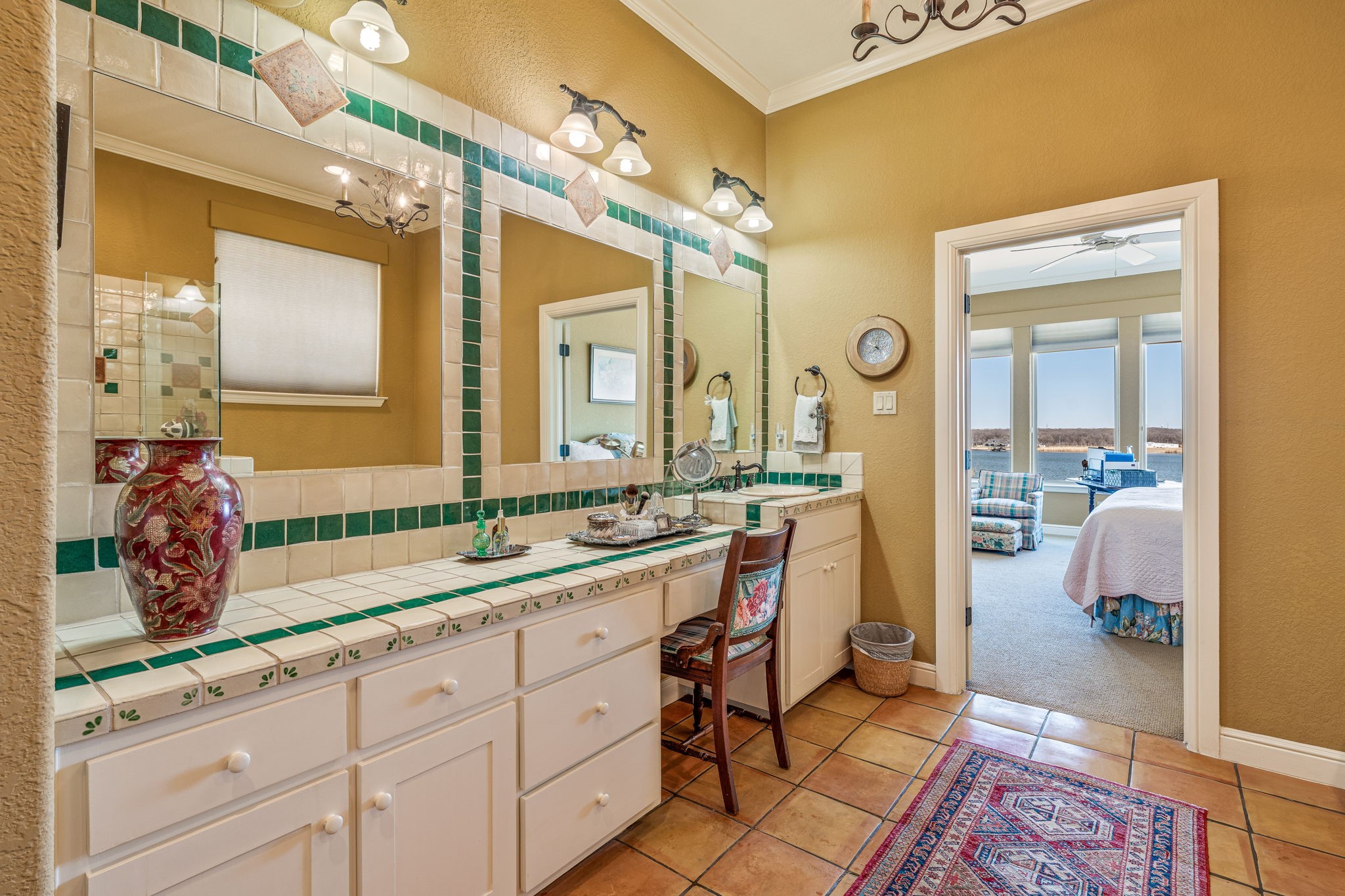 4204 Bluff View Drive Granbury TX 76048