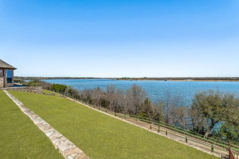 4204 Bluff View Drive Granbury TX 76048