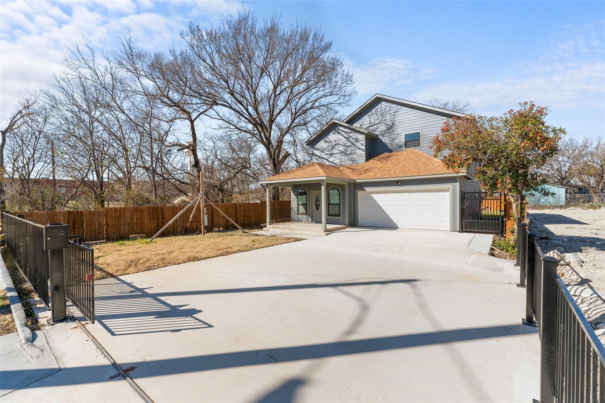 2211 E Ann Arbor Avenue Dallas TX 75216