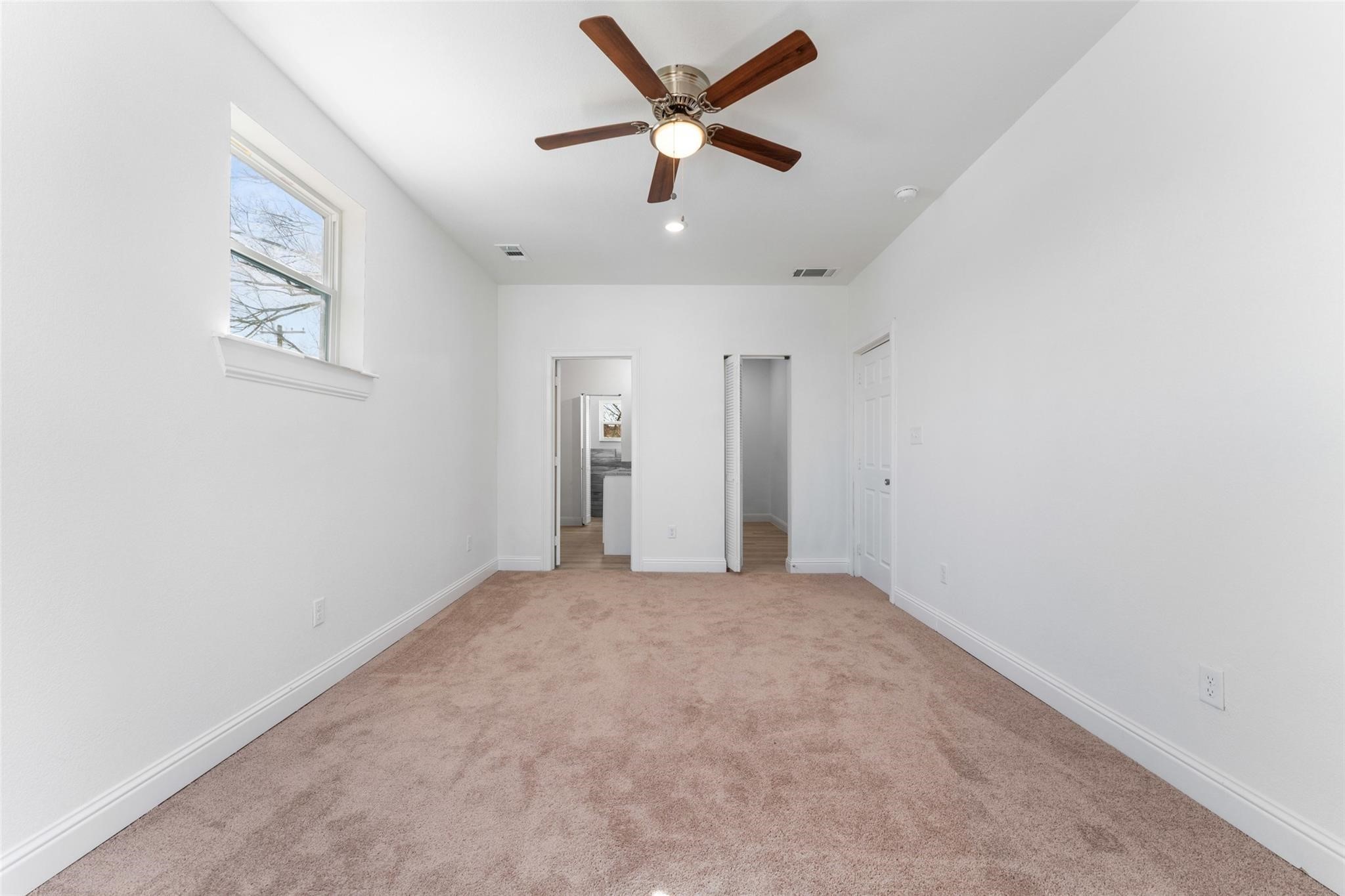 2211 E Ann Arbor Avenue Dallas TX 75216