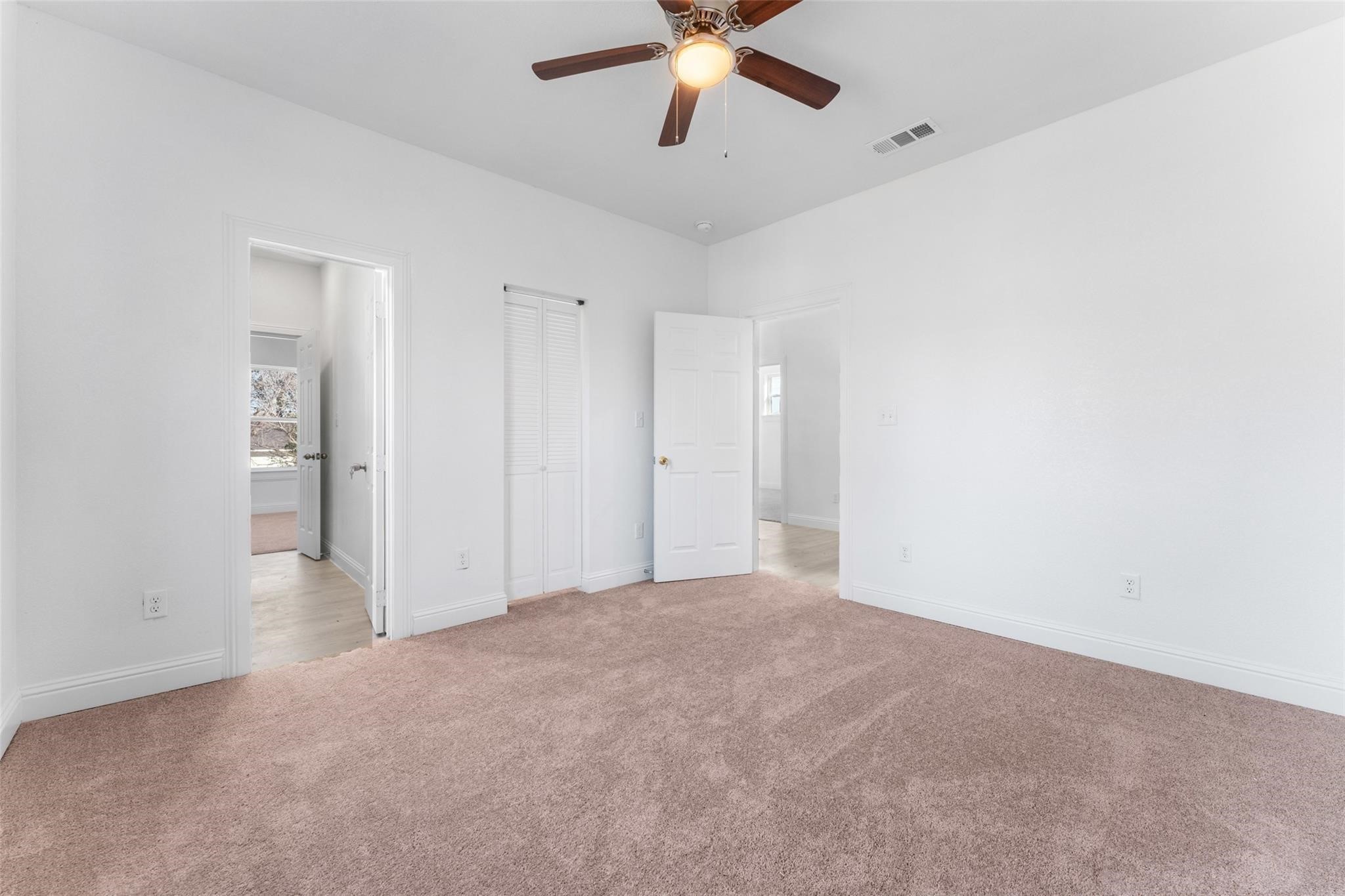 2211 E Ann Arbor Avenue Dallas TX 75216