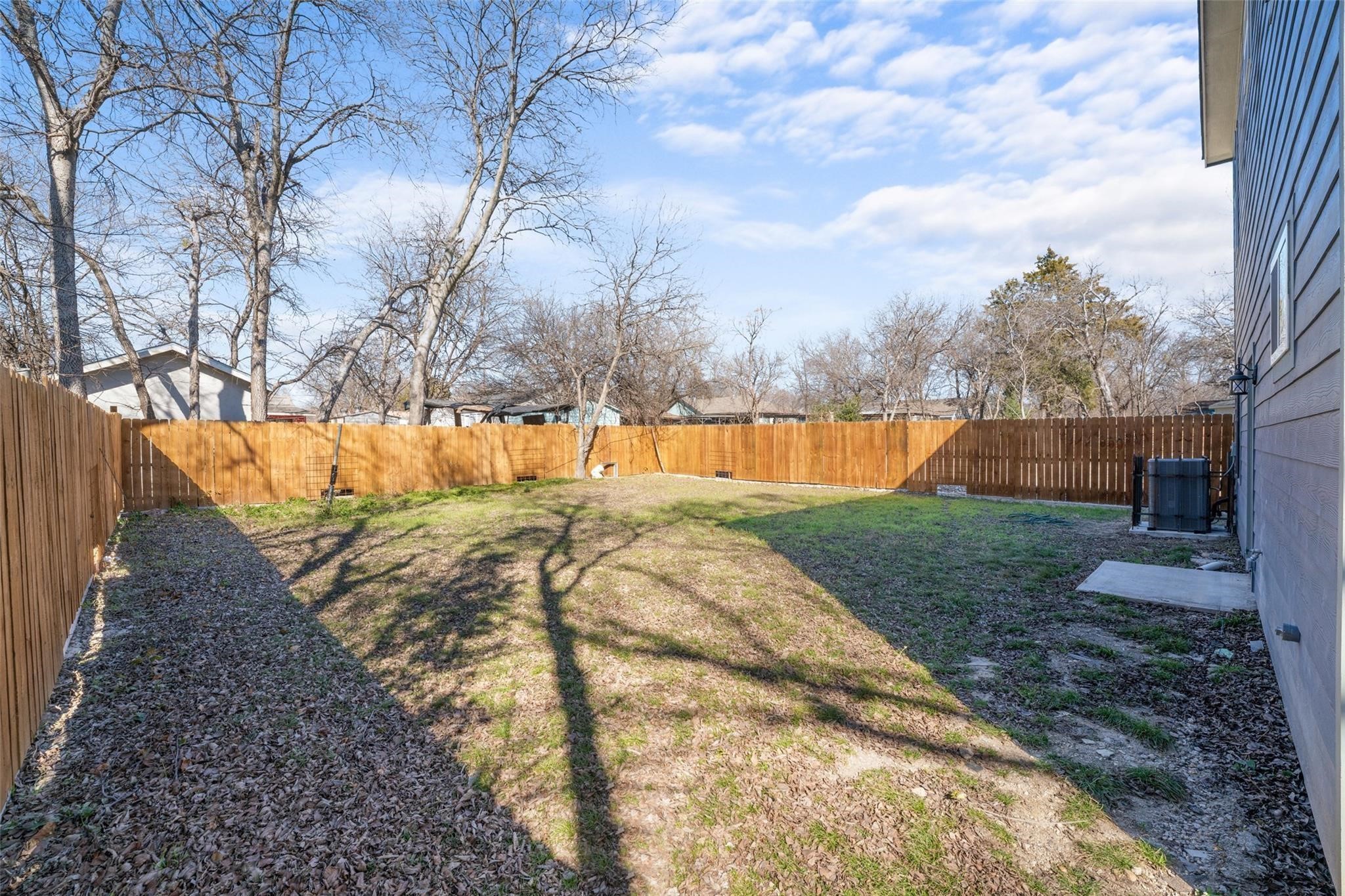 2211 E Ann Arbor Avenue Dallas TX 75216