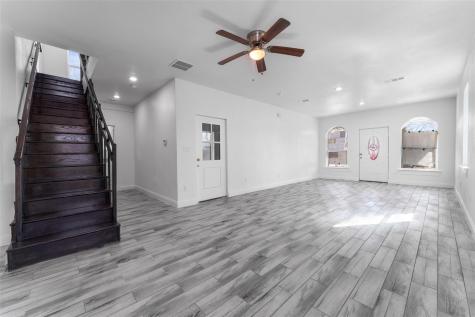 2211 E Ann Arbor Avenue Dallas TX 75216