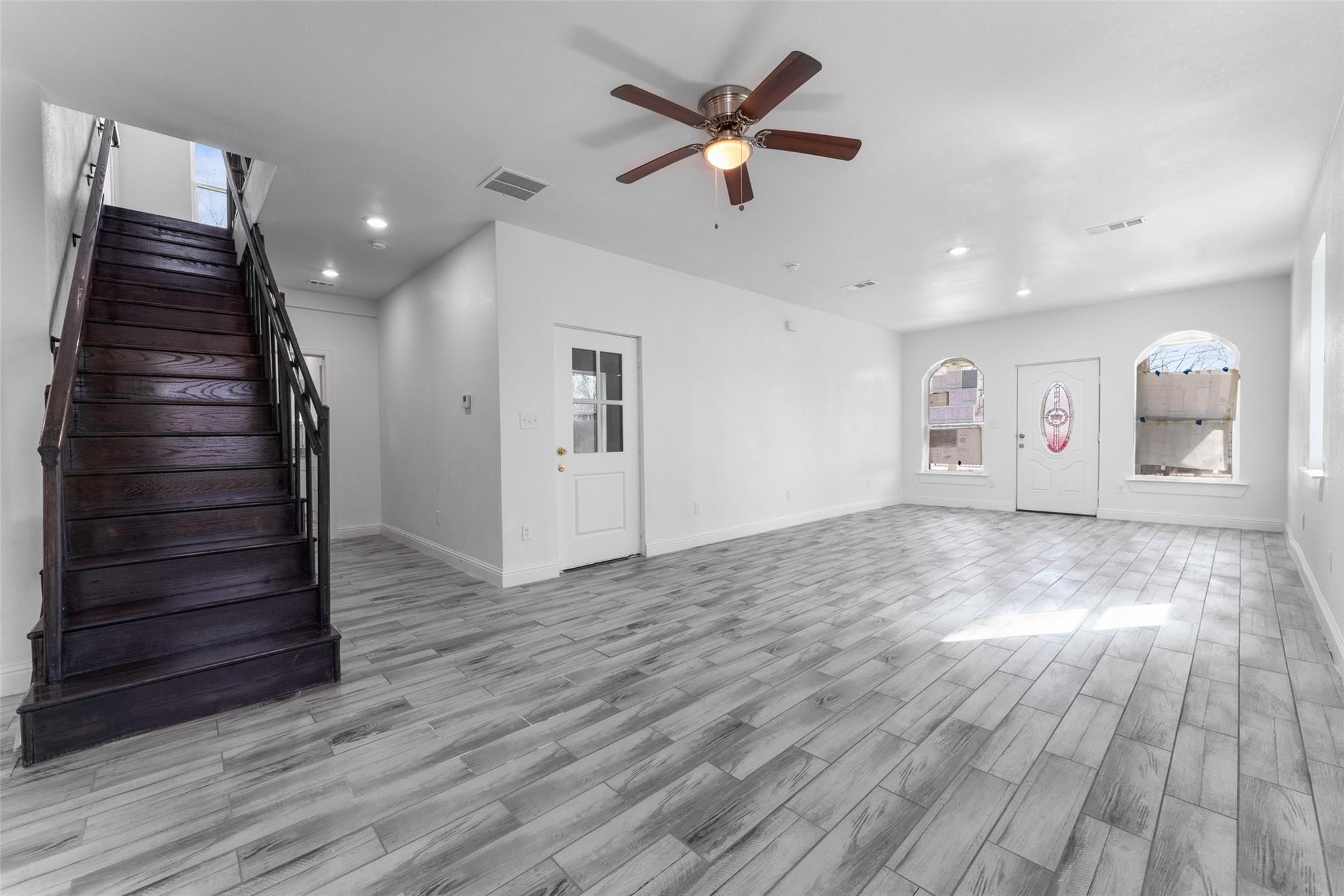 2211 E Ann Arbor Avenue Dallas TX 75216