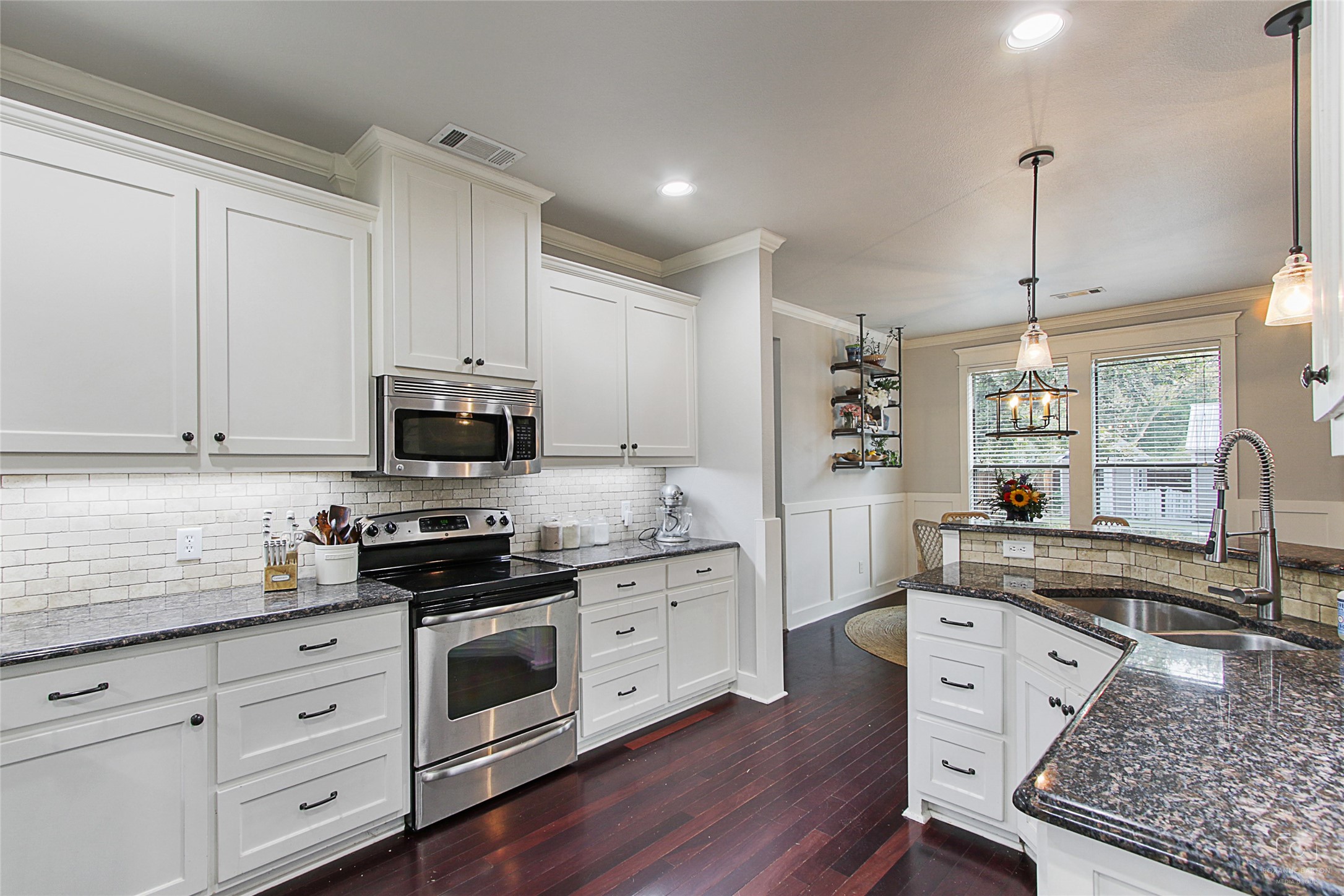 263 W Jefferson Street Van Alstyne TX 75495