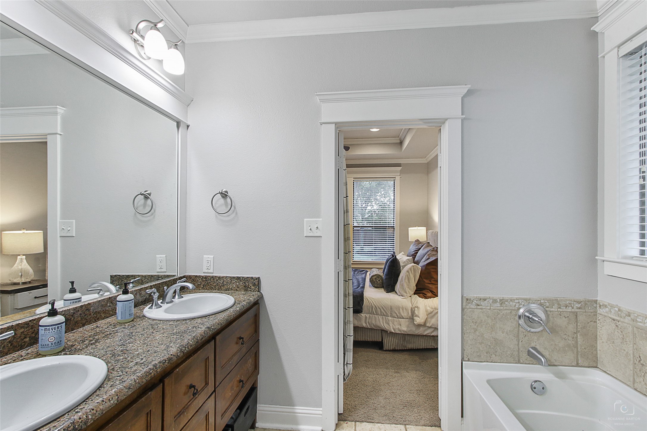 263 W Jefferson Street Van Alstyne TX 75495
