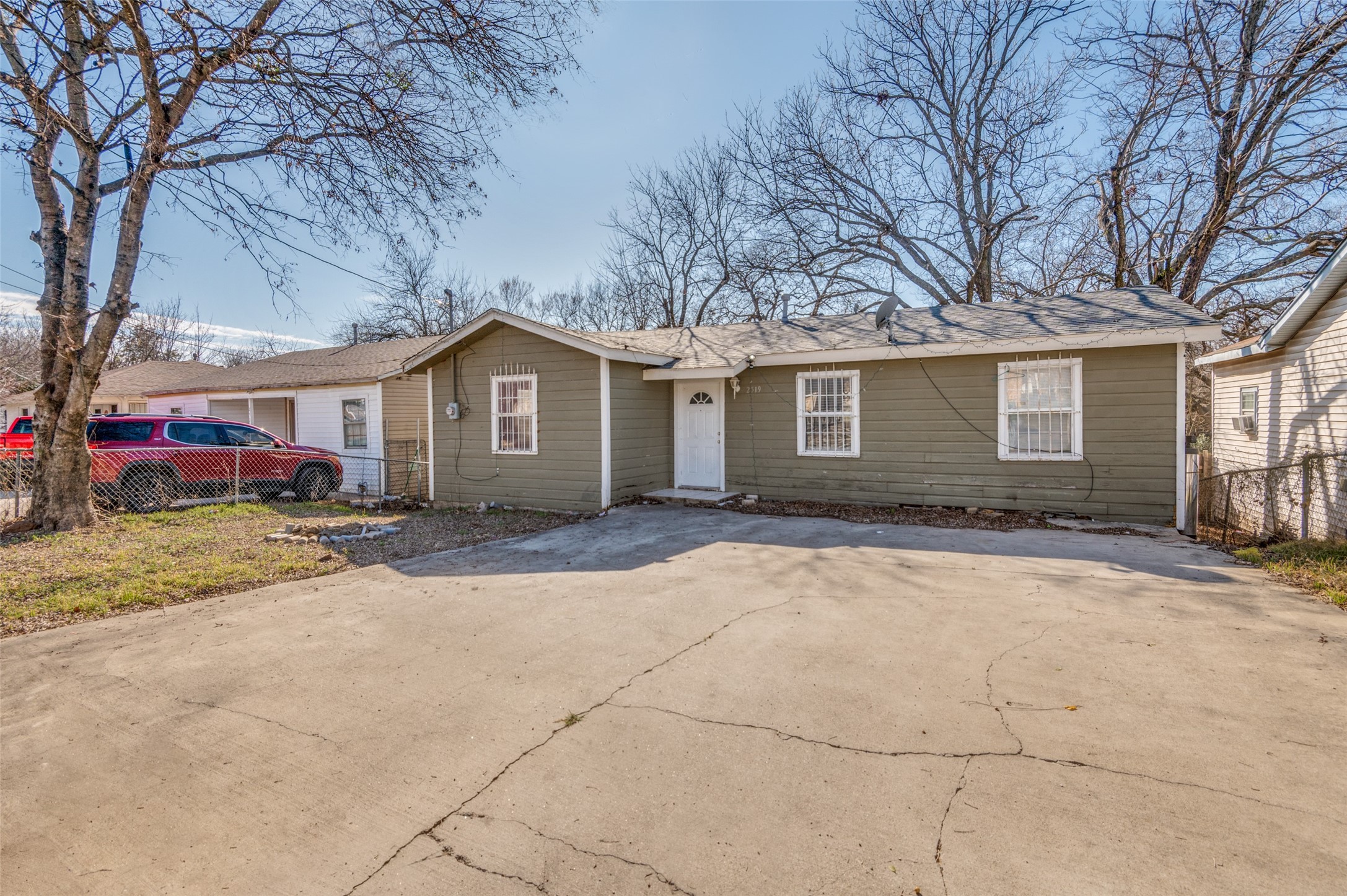 2519 Michigan Avenue Dallas TX 75216