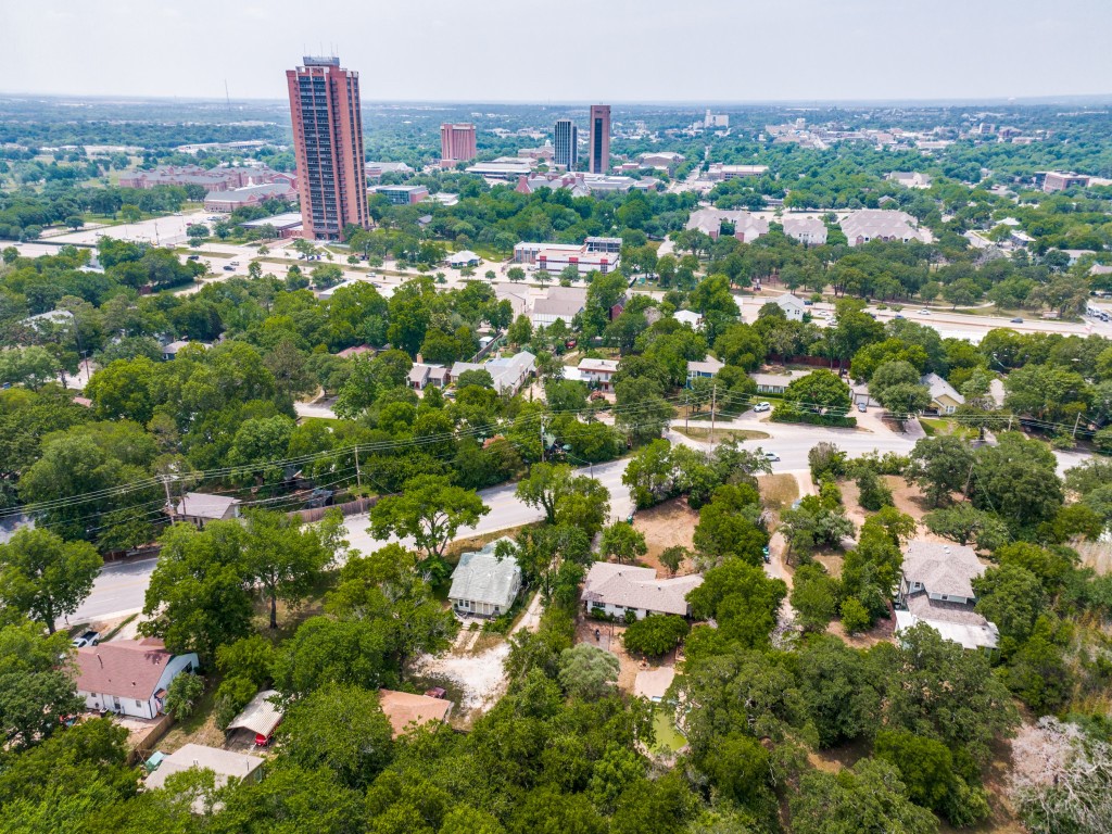 203 E Sherman Drive Denton TX 76209