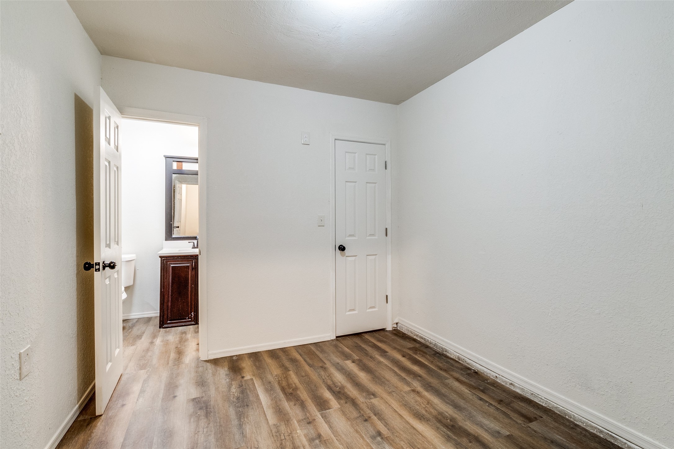 2533 Montclair Lane Mesquite TX 75150