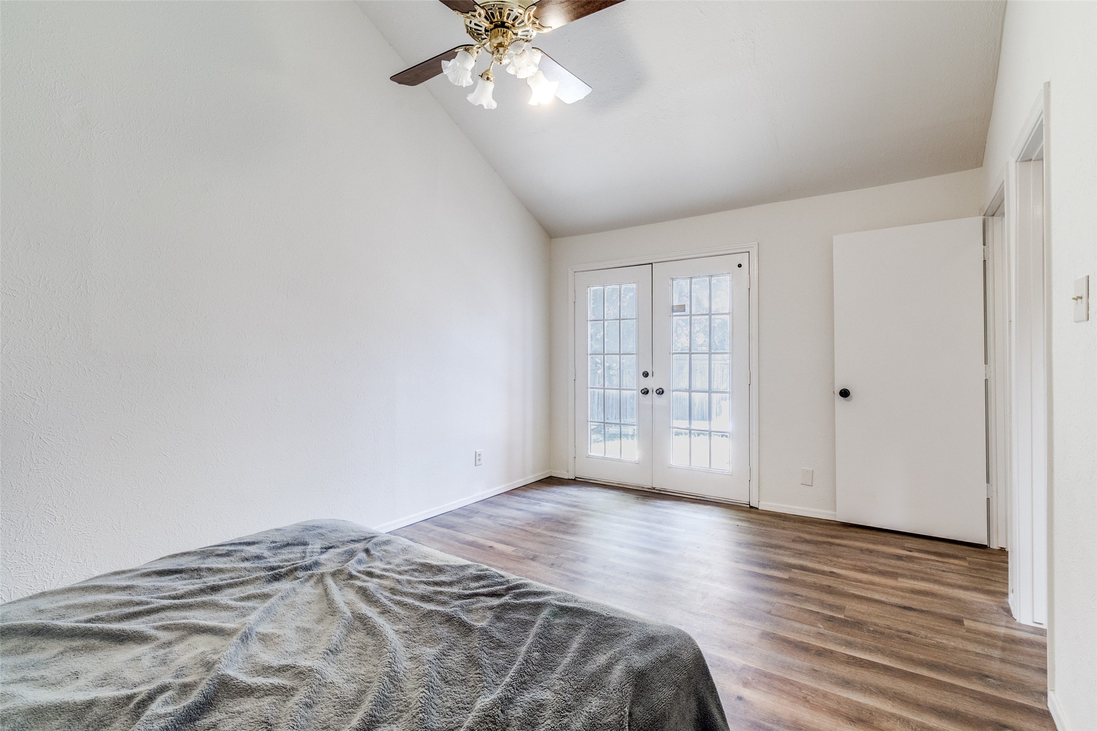 2533 Montclair Lane Mesquite TX 75150