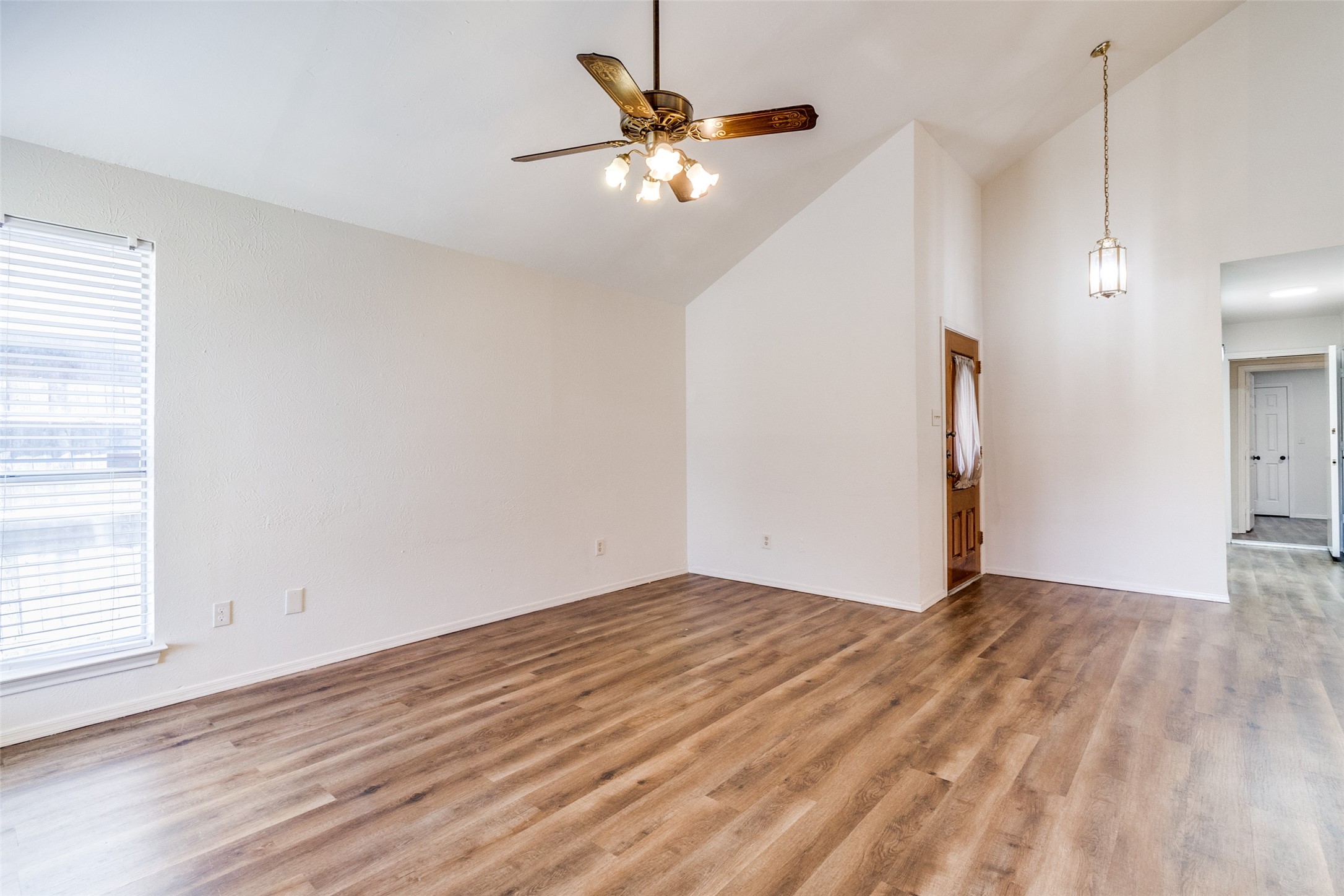 2533 Montclair Lane Mesquite TX 75150