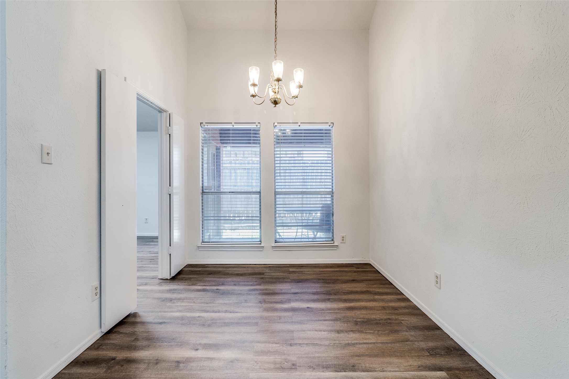 2533 Montclair Lane Mesquite TX 75150