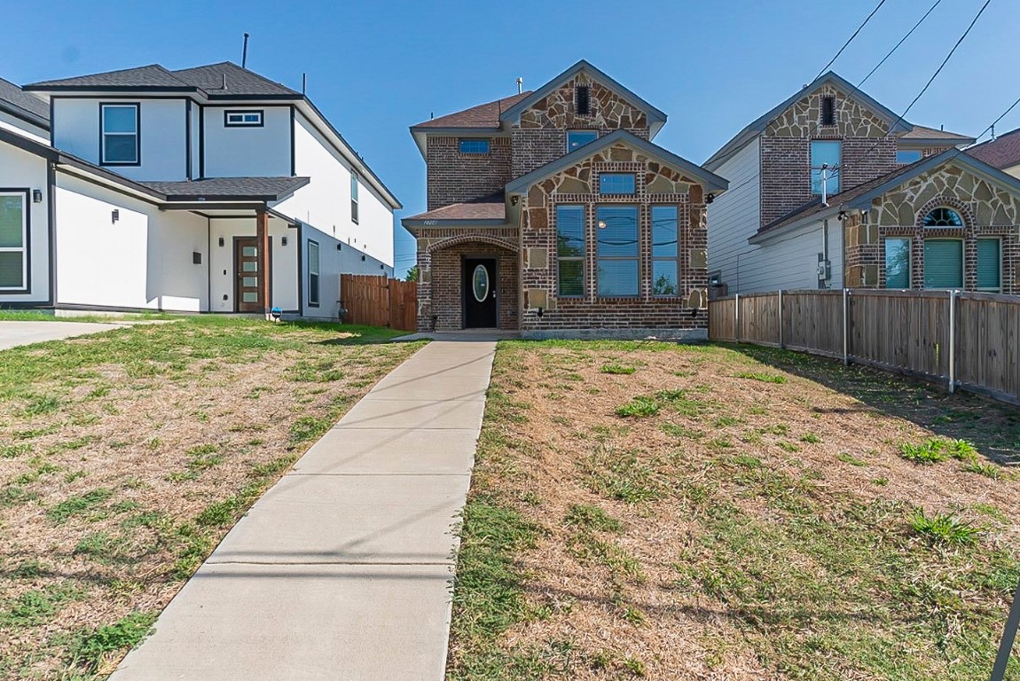 2708 Camel Court Dallas TX 75241