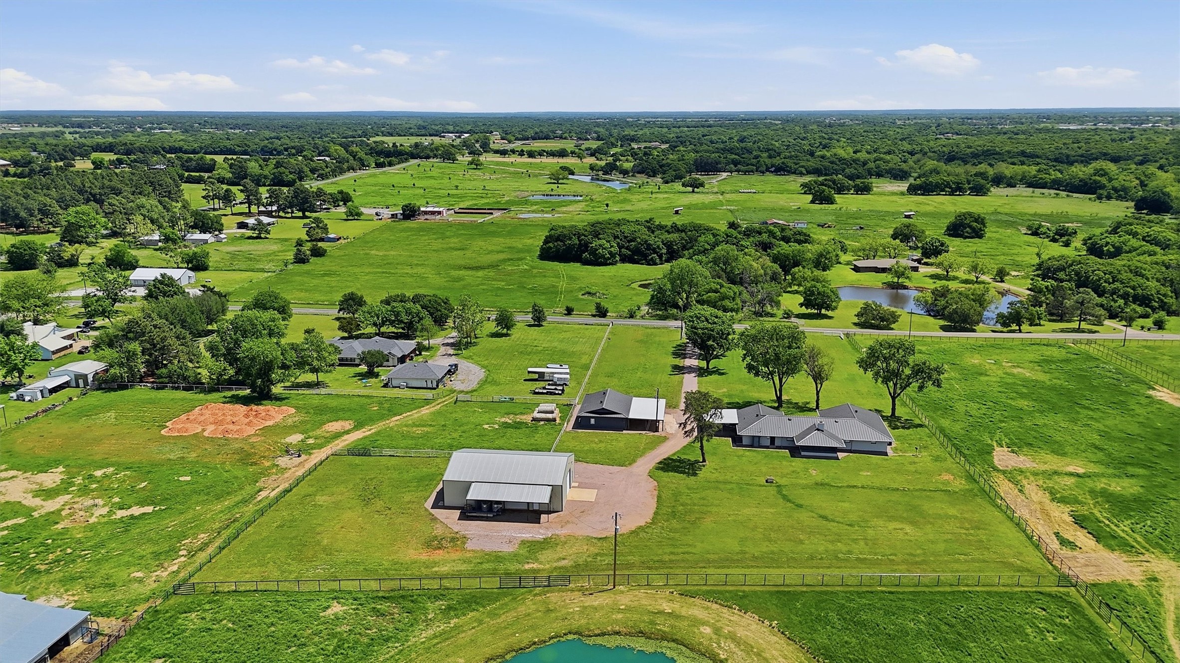 1861 Roland Road Whitesboro TX 76273