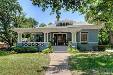 705 W Oak Street Denton TX 76201