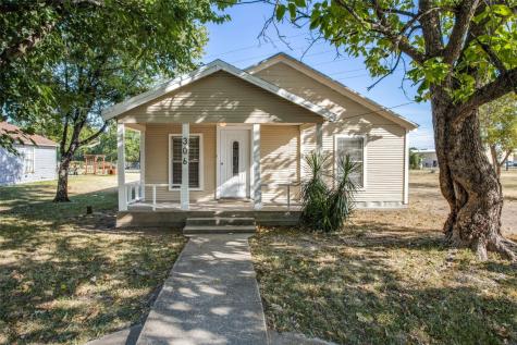 306 Avenue A Ennis TX 75119