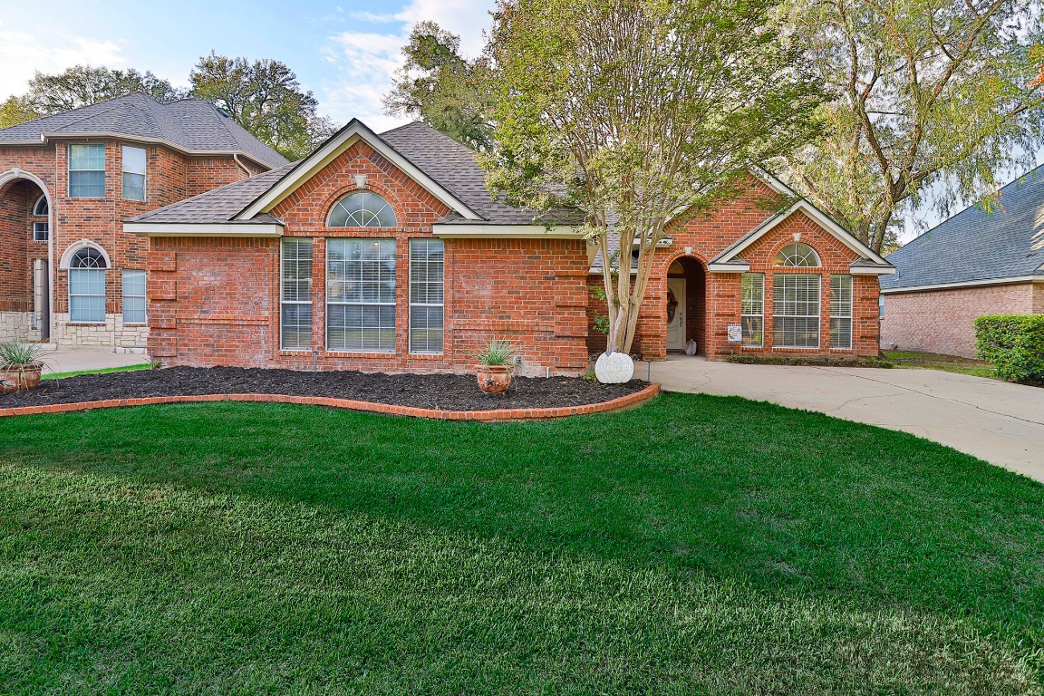 5937 Riverbend Place Fort Worth TX 76112