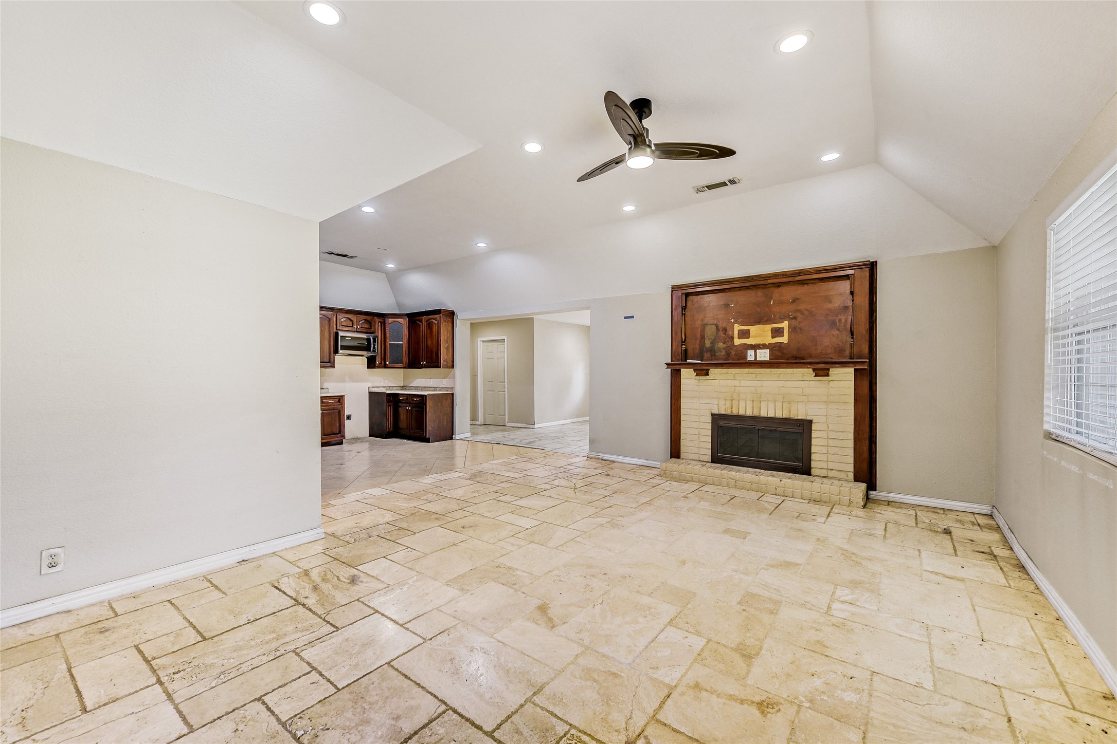 11350 County Road 377 Terrell TX 75161