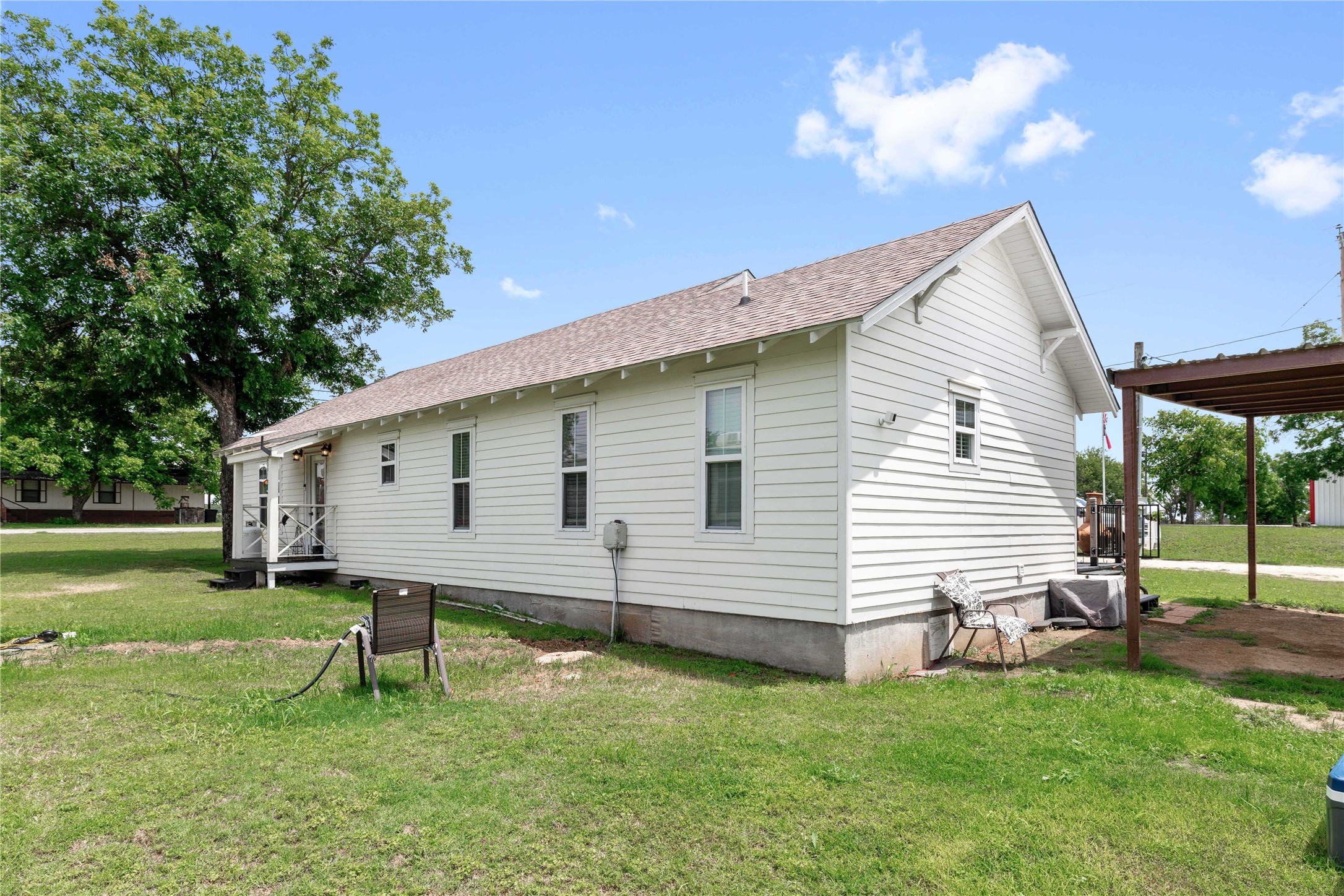 1020 Main Street Blanket TX 76432
