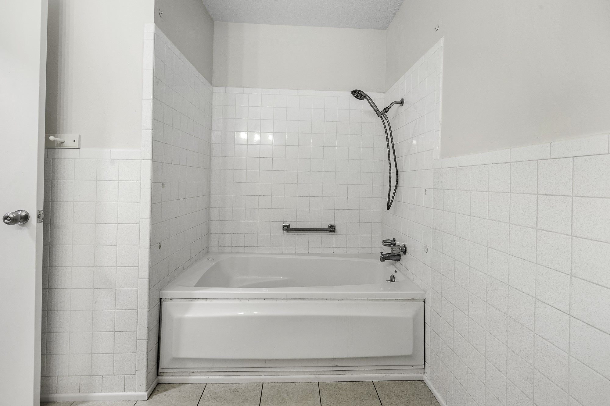 1002 W Wrights Avenue Comanche TX 76442