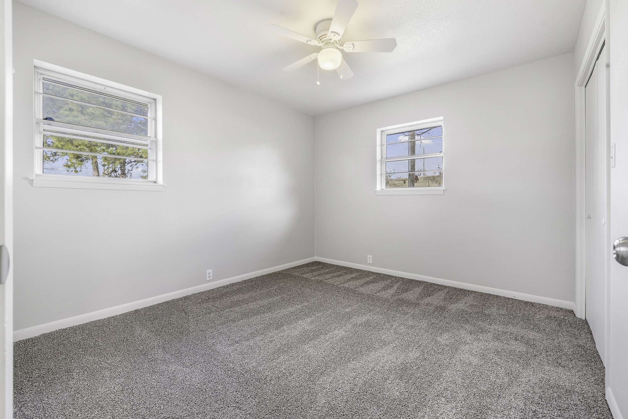1002 W Wrights Avenue Comanche TX 76442
